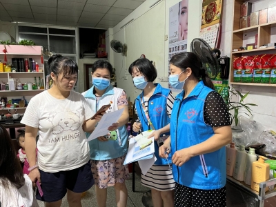 梅江区西郊街道开展“创文进万家”入户问卷调查和宣传活动