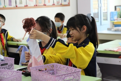 照片墙 | 小小“服装设计师” 