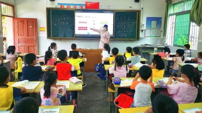 今天，丰顺7万多名学生返校复课！