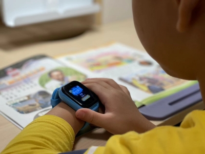 儿童智能手表风靡,“戴”来安全还是隐患 ?