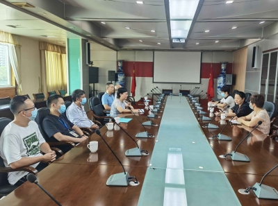 当好教职工“身边的娘家人”！市总工会开展走访慰问困难教职工活动