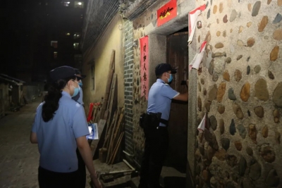 大埔警方开展涉出租屋违法犯罪专项整治夜查统一行动