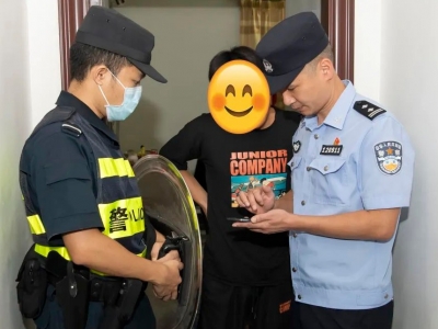 梅江公安开展涉出租屋违法犯罪专项整治集中夜查统一行动