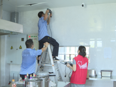 筑牢燃气安全防线！蕉岭县推进餐饮等行业生产经营单位可燃气体报警器安装工作