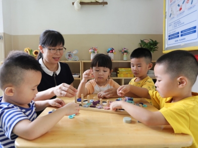 广东梅县外国语学校幼儿园园长张雪琴：坚守幼教初心 守护幸福童年