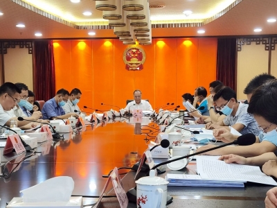 梅州市人大常委会召开党组会议：深入贯彻习近平总书记重要讲话精神 全力以赴推动人大各项工作落实见效