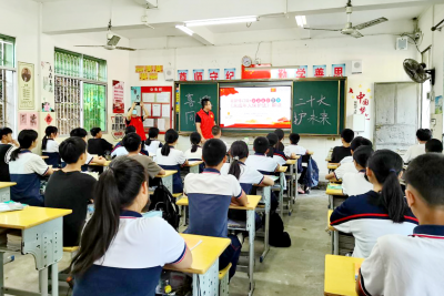 成长路上与法同行！大埔洲瑞举行法治宣传进校园活动