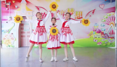 12.《客都之歌》