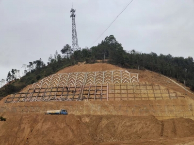 狠抓发展在行动丨新进展！蕉岭叟乐公学至X043线公路改建工程已完成10公里路基建设