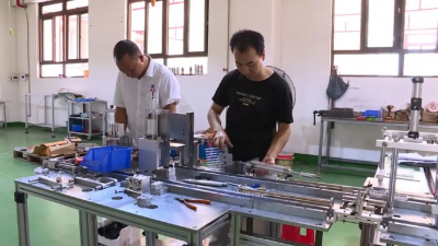 国庆假期，丰顺县企业“不停歇”，抢订单赶生产→