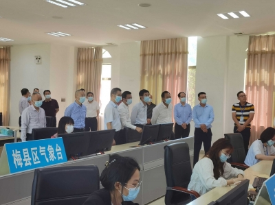 省人大农村农业委员会调研组来梅开展检查调研工作：加强气象预警 做好森林防护