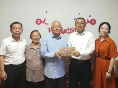 用爱牵系“两岸情”！市台联深入梅州困难台胞家中开展慰问活动 