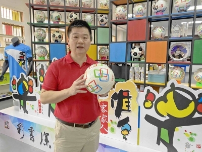 委员风采丨市政协常委何柏俊：愿传彩书成松柏，心牵文创出才俊