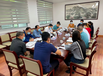 洪国华参加兴宁市府办综合股党支部党日活动并讲党课：践行党的二十大精神，砥砺前行，全力做好“三服务”工作