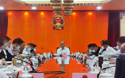 市人大常委会召开党组会议和党组理论学习中心组学习会：深入学习贯彻党的二十大精神  高质量推进梅州人大各项工作