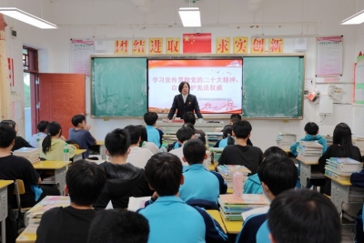 大埔法院三河诉讼服务站开展“宪法进校园”主题活动