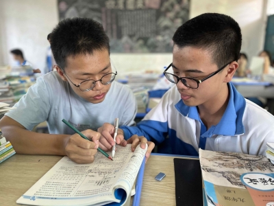2022年度梅州“新时代好少年”凌嘉润：勤学善思好少年