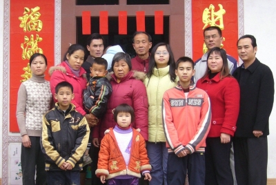 第三届“梅州市文明家庭”杨佐君家庭：立家训传家风 爱公益乐奉献