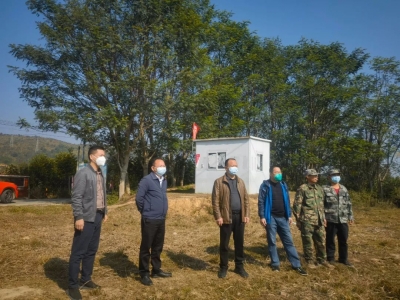 谢定雄到丰良、建桥检查督导森林防火工作