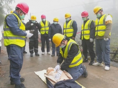 平远供电开展雨雪冰冻暨人身事故应急演练