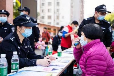 今年前10月梅县警方破55宗电诈案，抓533名嫌疑人端168个窝点