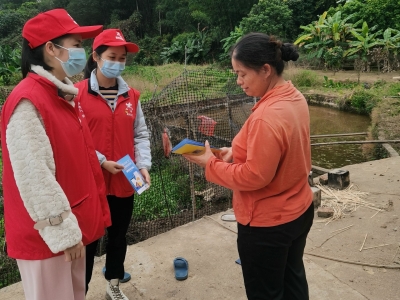 市发展改革局开展宣传《广东省社会信用条例》志愿服务活动，提高村民诚信与法治意识