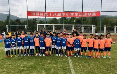 照片墙丨足球小将展风采 