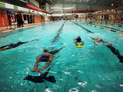 梅州组织开展2022年省轻舟机动五大队骨干队员水上救生技能培训