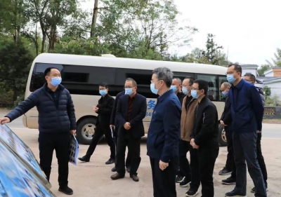 朱少辉到转水、华城镇调研产业发展、示范带建设工作