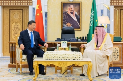 习近平会见沙特国王萨勒曼