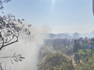 尼泊尔一客机坠毁，机上载有72人