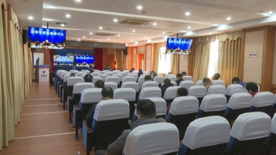 梅县区组织收听收看全省、全市疫情防控工作电视电话会议