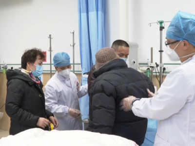 新春佳节，他们坚守“医”线，为生命“守岁”！