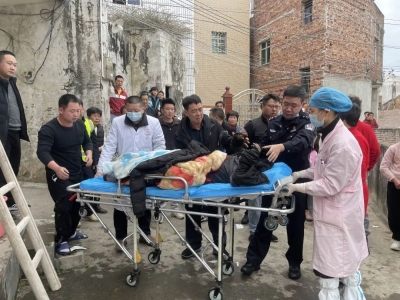 与时间赛跑！兴宁公安民警勇救受困群众