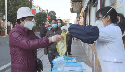 你“药”我帮！蕉岭县多家爱心药店免费发放防疫物资、防疫汤包