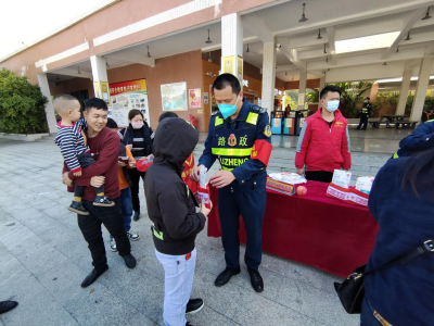 春运大考首日，兴华高速志愿者交出暖心“答卷”