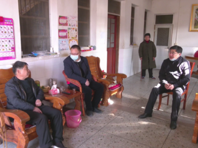 周小勇率队到仁居镇开展节前慰问并检查疫情防控、市场供应、维稳和安全生产工作