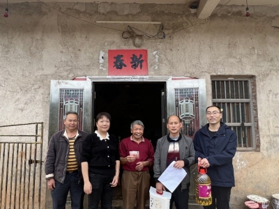 驻兴宁市新圩镇帮扶工作队开展新春走访慰问活动