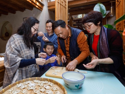 传承中国年 浓浓客家味！梅江区侨联开展“寻年味·品年俗”活动