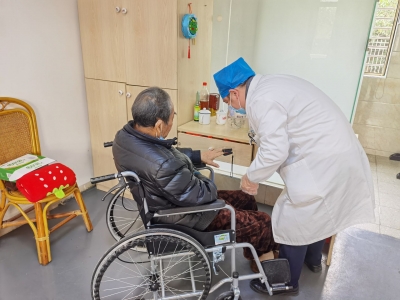 梅州基层党组织和党员积极发挥作用，守护群众平安健康过节