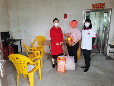 蕉岭开展2023年“红十字会博爱送万家”新春慰问活动