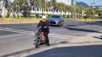梅城环市北路交通乱象频发，交警部门加强整治力度保障交通安全