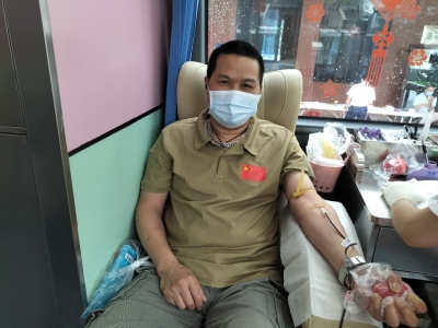 近30年，献血30多次！这位吃百家饭长大的厨师再获国家级表彰