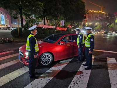 严查严处“酒驾、飙车、炸街”等严重交通违法行为，兴宁交警出动！