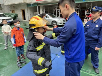 梅县外国语小学廖翊涵丨揭开万千奥秘