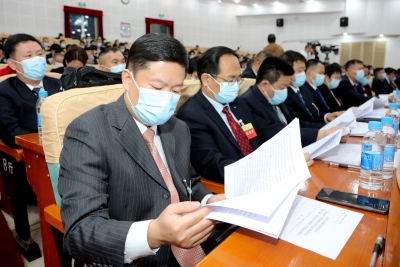 代表委员谈高质量发展丨代表委员聚焦“以实体经济为本”“坚持制造业当家”等为梅州苏区加快振兴共同富裕建言献策