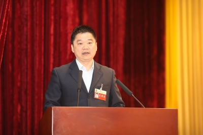 两会原声音丨市政协委员何柏俊代表市政协文化和文史资料委员会发言：用活用好深厚文化资源  推动梅州苏区振兴发展