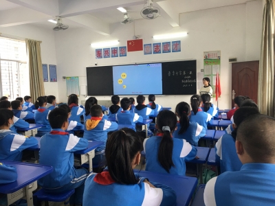 “开学第一课”开启多彩新学期！开学初我市各校组织开展了思政、安全等主题教育