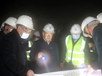 朱少辉、丘炀率队调研重点项目建设推进工作