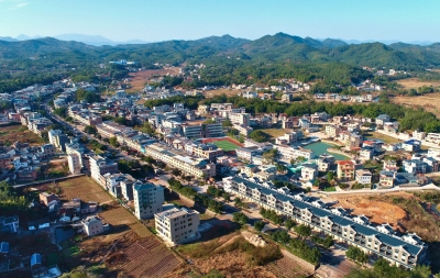 一把手访谈丨平远县长田镇：全力建设宜居宜业宜游“花园小镇”